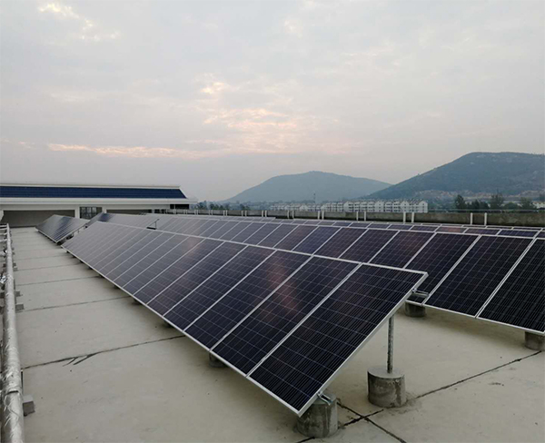 大學(xué)宿舍樓項分布式光伏項目組件陣列
